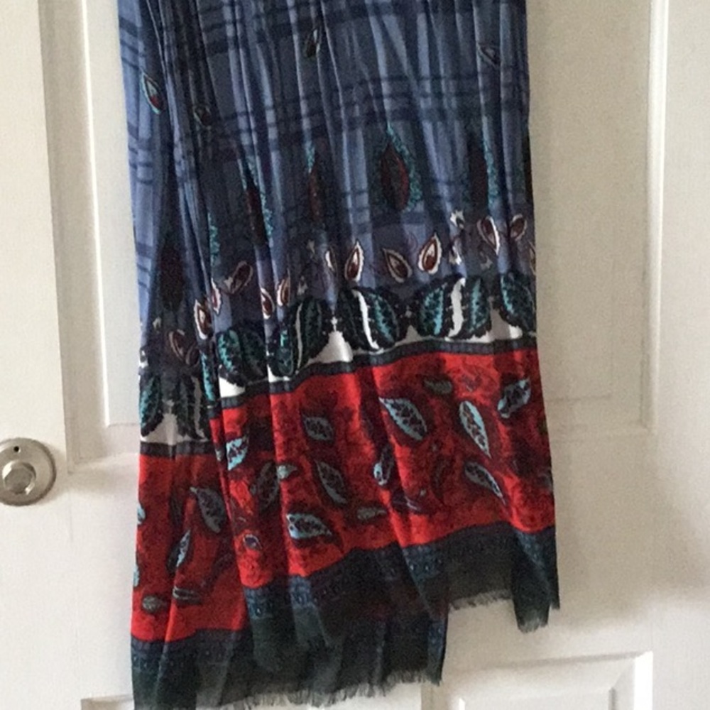 Scarf or shawl
